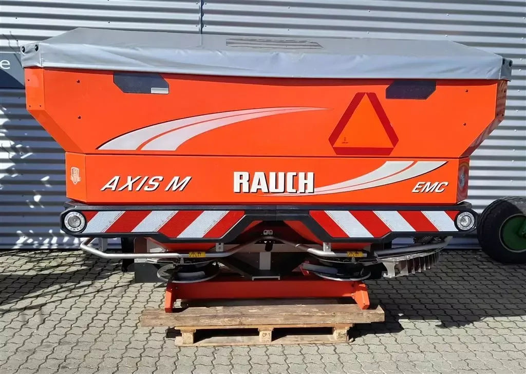 E-FARM: Rauch axis m 30.2 emc -vspro iso - Düngerstreuer - id NKN9IJV - Baujahr: 2020 - Dänemark