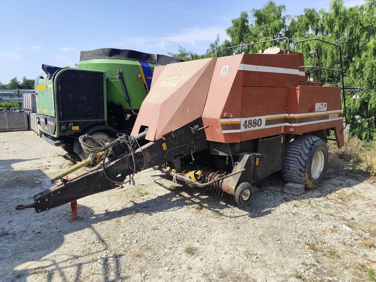 Hesston 4880 Πρέσσα 5.900 €