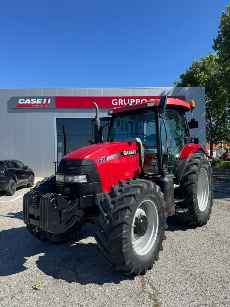 Case IH Maxxum 140 Traktor