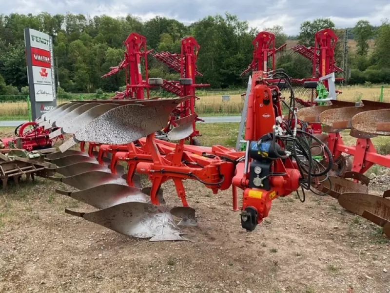 E-FARM: Kuhn varimaster 183-6 - Arado - id PCQBRS1 - 33.000 € - Año: 2019 - Alemania