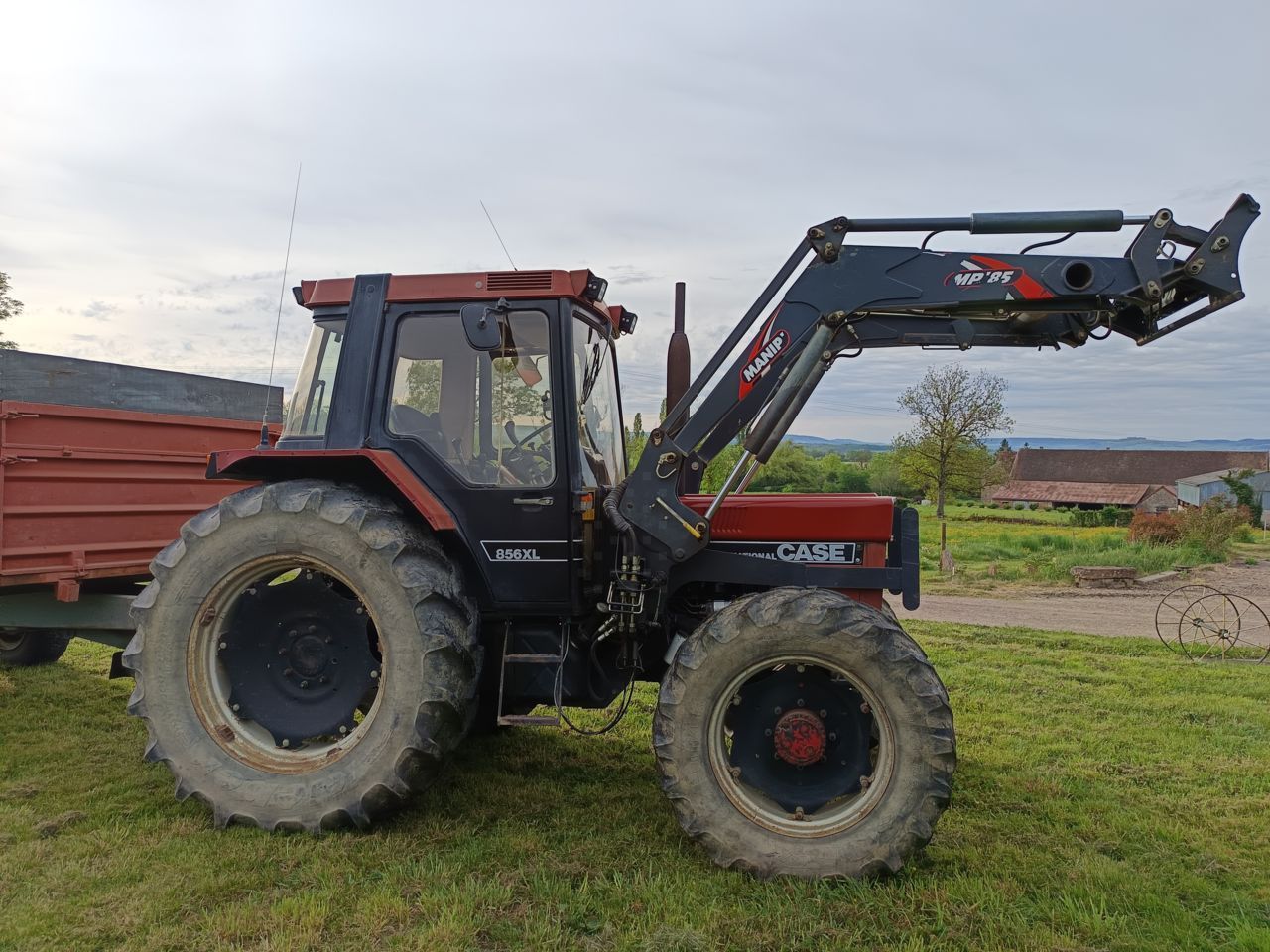 Case IH 856 axl Traktor 20 000 €