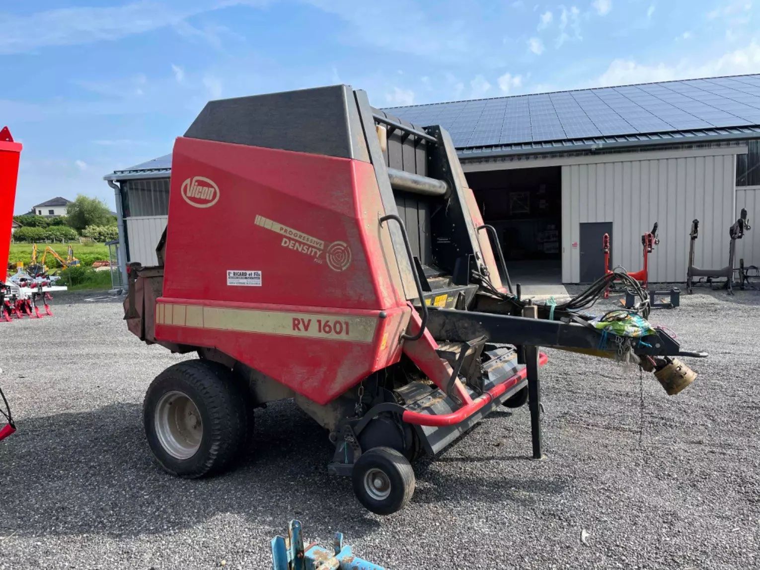 E-FARM: Vicon RV 1601 - Ballenpresse - id PTKNLA4 - 11.000 € - Baujahr: 2005 - Frankreich