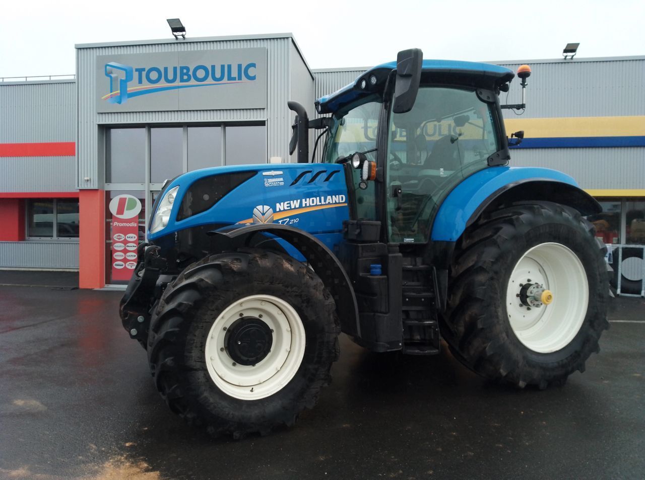 New Holland T7.210 Tractor 111.900 €