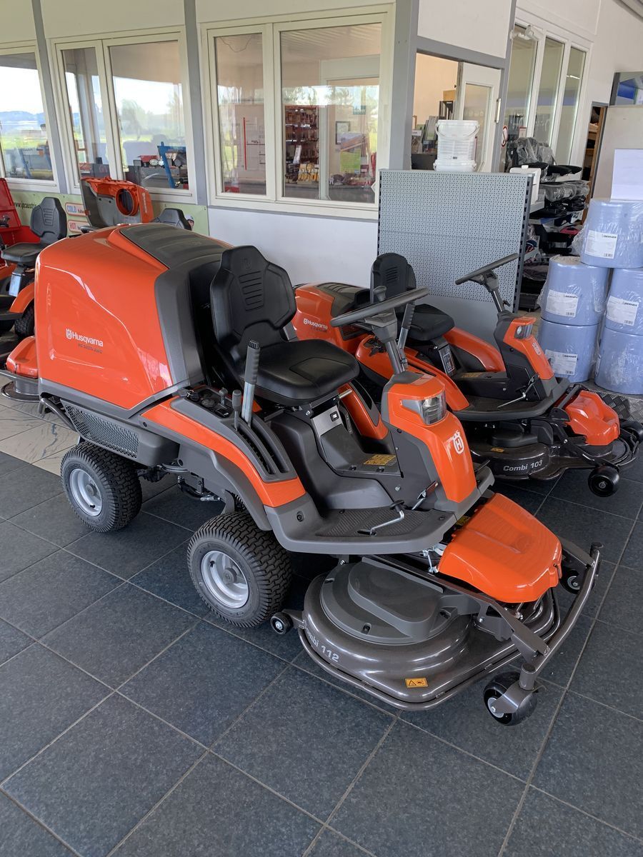 E FARM Husqvarna rider rc 320 ts awd Tractor id JWSP7IT Year of construction 2024 Engine power HP 18 Austria