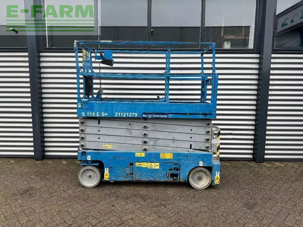 Genie gs3232 hoogwerker schaarhoogwerker Piattaforma semimovente 5.950 €