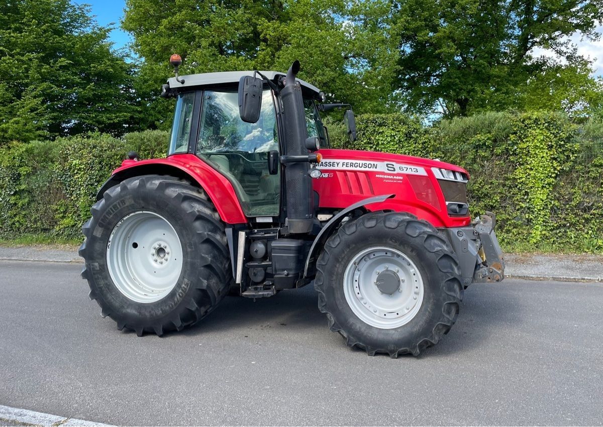 Massey Ferguson 6713 S Tractor €59,500
