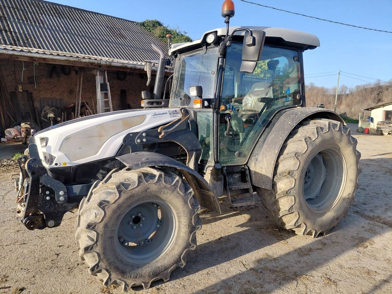 Lamborghini Spire 90.4 Traktor 39 000 EUR