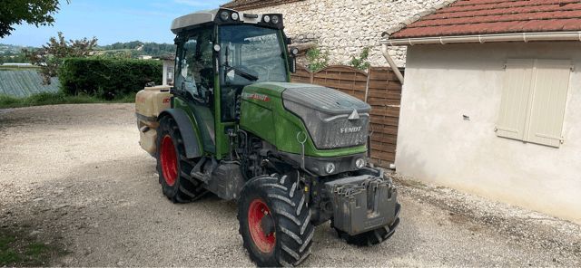 Fendt 209 V Vario Tractor €95,000