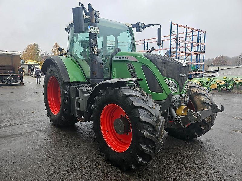 Fendt 724 Vario Traktor 99.000 €
