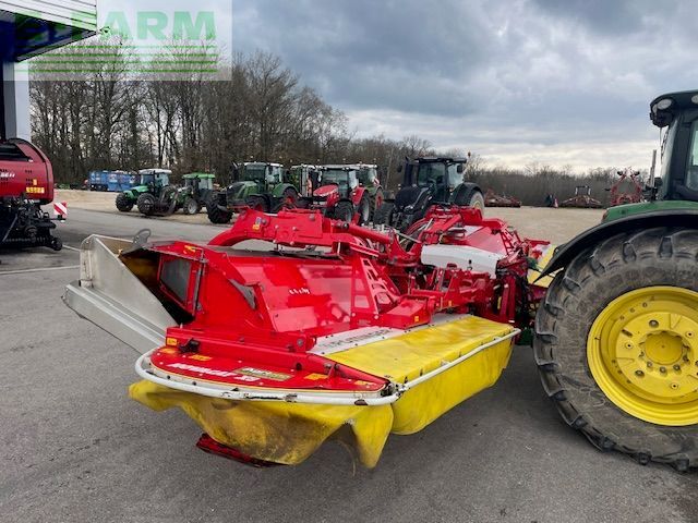 E-FARM: pöttinger novacat x8 - Segadora - id SFHBBPC - 44.000 € - Año: 2019 - Francia