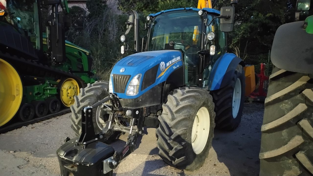 New Holland T5.95 Tractor €46,500