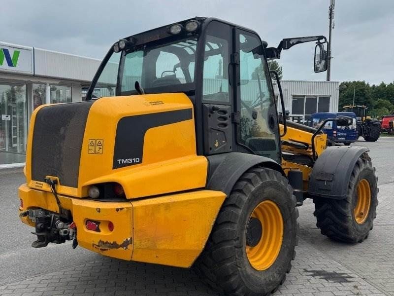 JCB tm 310 agri Wheel loader €45,000