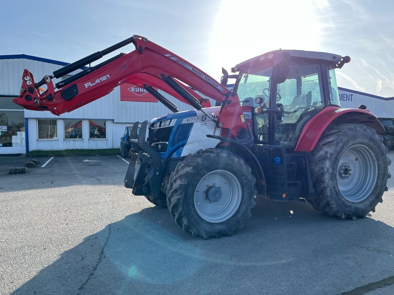 Massey Ferguson 6713 Tractor 79.000 €