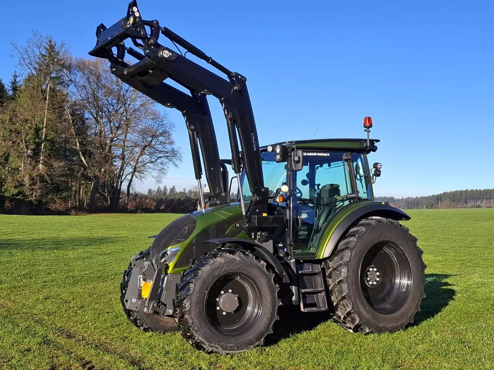 Valtra A105 Traktorius 75 630 €