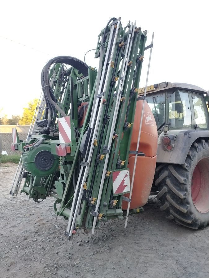 E-FARM: Amazone uf 1201 - Pulvérisateur - id TYGKBAA - 15 900 € - Année: 2010 - France