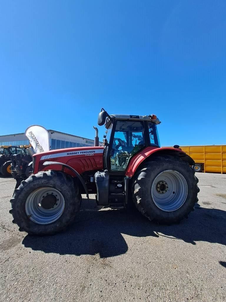 E-FARM: Massey Ferguson 7480 - Tractor - id JSGFBWT - 36.000 € - Año: 2008 - Horas: 10.457,Potencia del motor: 164,Italia