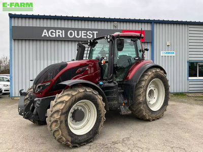 E-FARM: Valtra T174e - Τρακτέρ - id IBGMKU9 - 95.000 € - Χρονία: 2021 - Μετρητής ωρών: 2.200,Ισχύς κινητήρα: 185,Γαλλία