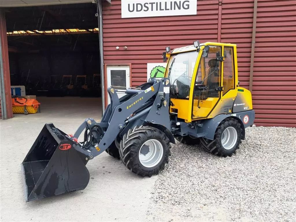 E-FARM: Eurotrac w13f - Cargador de ruedas - id VM7XZSU - Potencia del motor: 50 - Dinamarca