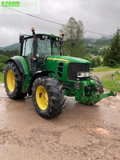 E-FARM: John Deere 6830 Premium - Tractor - id GLMIYPR - €45,000 - Year of construction: 2006 - Engine hours: 8,600,Engine power (HP): 145,France