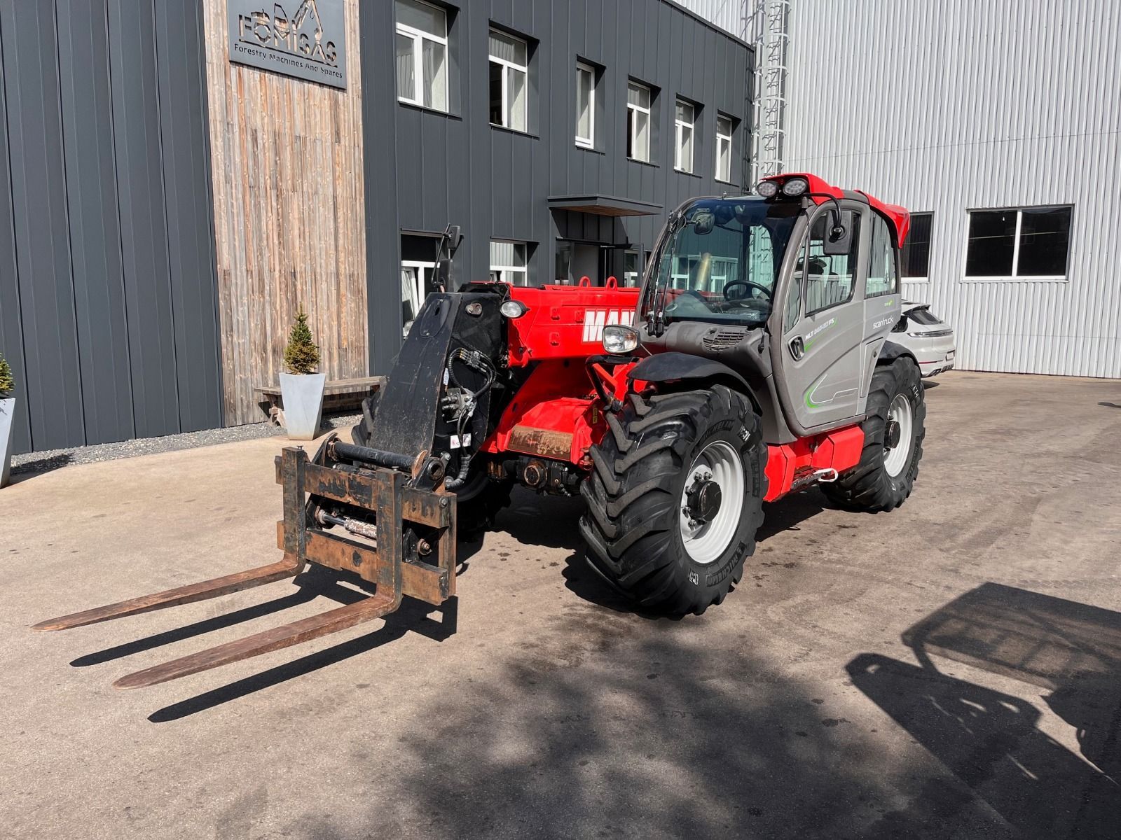 E-FARM: Manitou MLT 840 - Telehandler - id ZG3M2YE - €41,500 - Year of construction: 2015 - Engine hours: 6,259,Germany