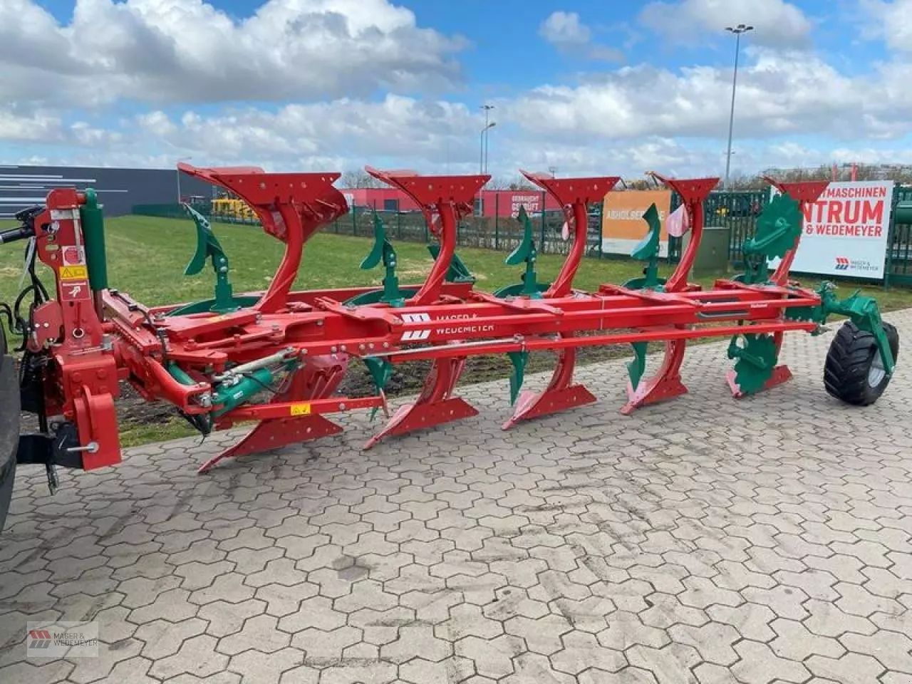 E-FARM: Kverneland 2300 S 100 - Eke - id CW2SQGF - 36 400 EUR - Gyártási év: 2022 - Németország