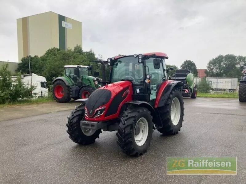 Valtra A 85 Tractor €43,500