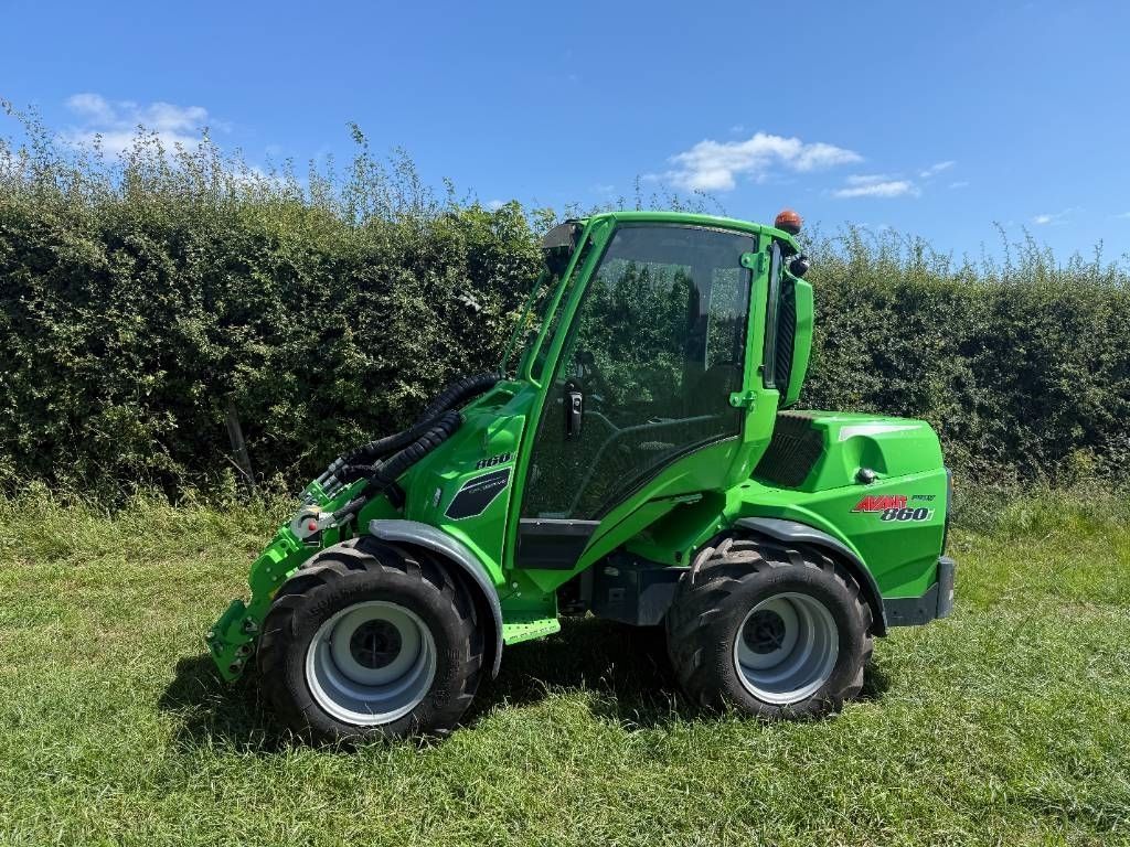 Avant 860 i Kerekes rakodógép 57 480 EUR