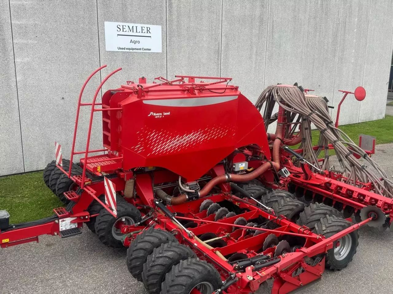 Kverneland u drill 600 Drilling machine combination €43,498