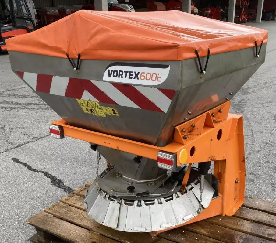 E-FARM: SaMASZ profistreuer vortex 600 e - Urządzenie do użytku komunalnego - id QWRLUXD - 6499 € - Rok produkcji: 2020 - Niemcy