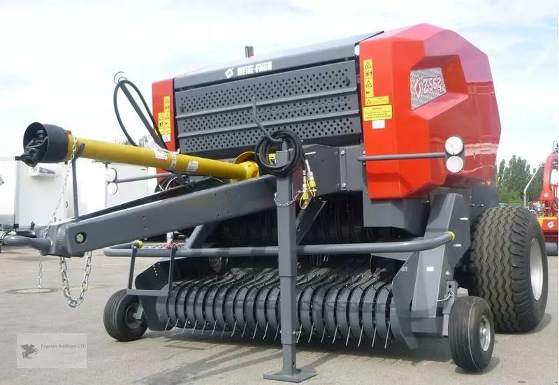 E-FARM: metal-fach rundballenpresse z562 rn feste kammer - Ballenpresse - id TRGFWUM - 22.999 € - Baujahr: 2025 - Deutschland
