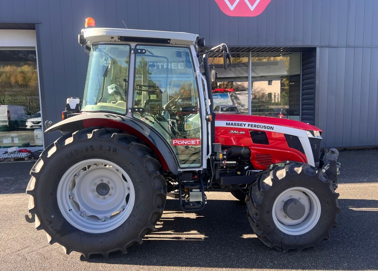 Massey Ferguson 3AL.95 Tractor €82,000