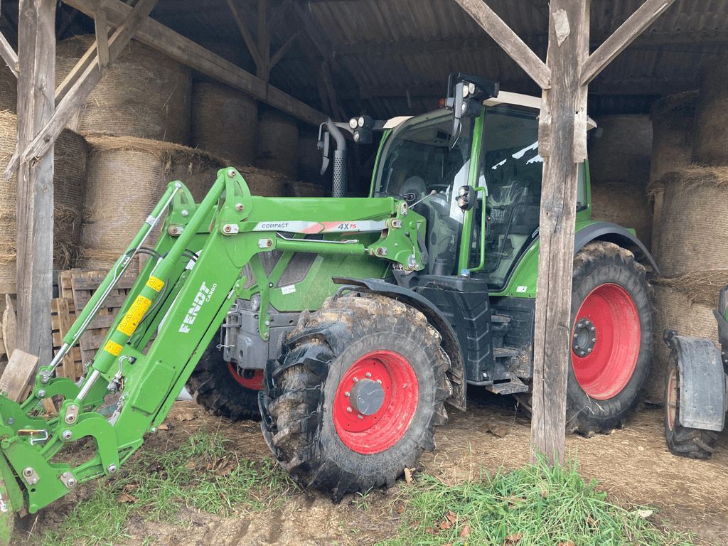E-FARM: Fendt 312 Vario - Tractor - id WPFAJJ2 - €108,000 - Year of construction: 2020 - Engine hours: 1,250,Engine power (HP): 125,France