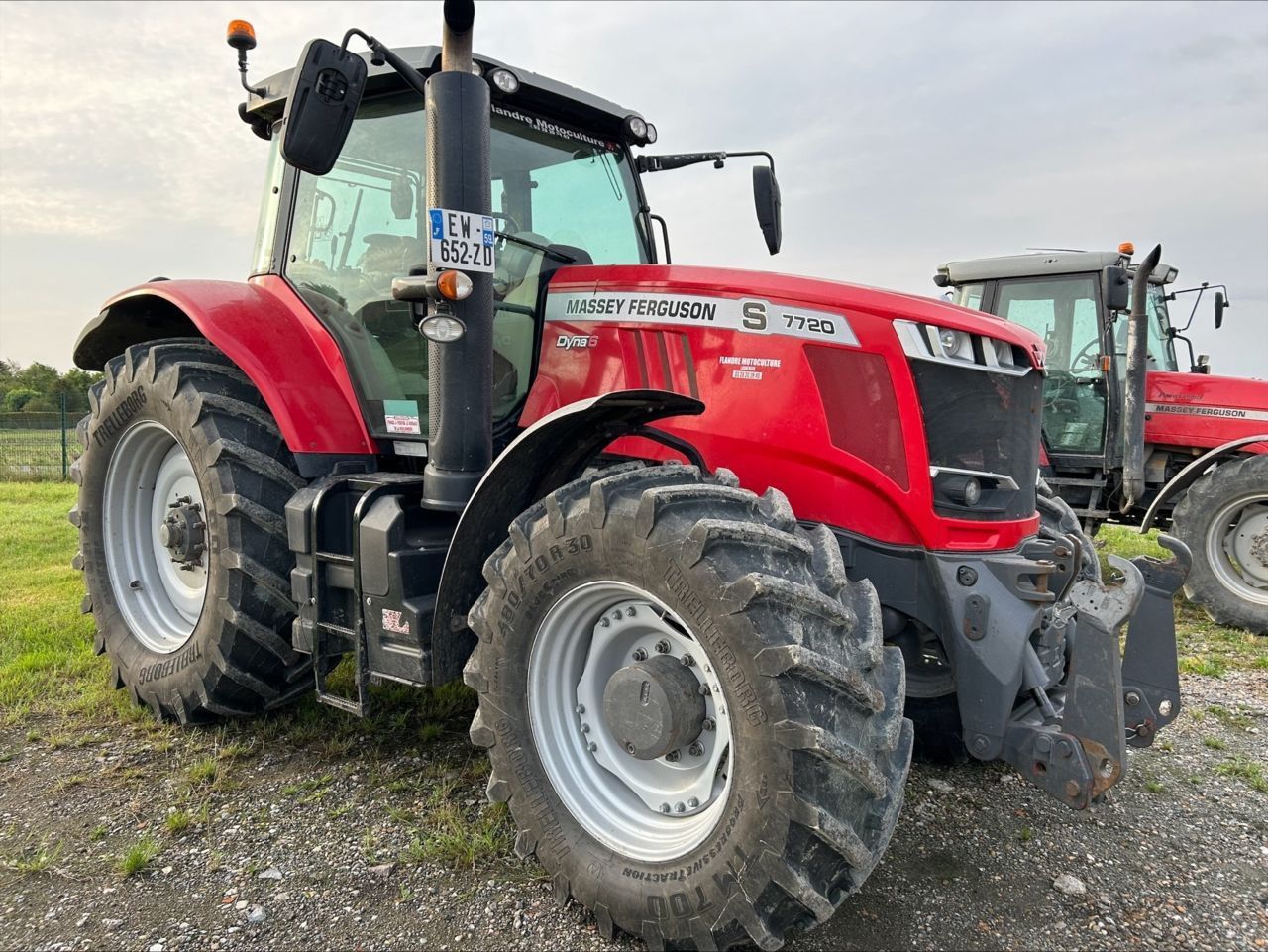 E-FARM: Massey Ferguson 7720S - Tractor - id PKHPW9G - 71.500 € - Año: 2017 - Horas: 5200,Potencia del motor: 200,Francia