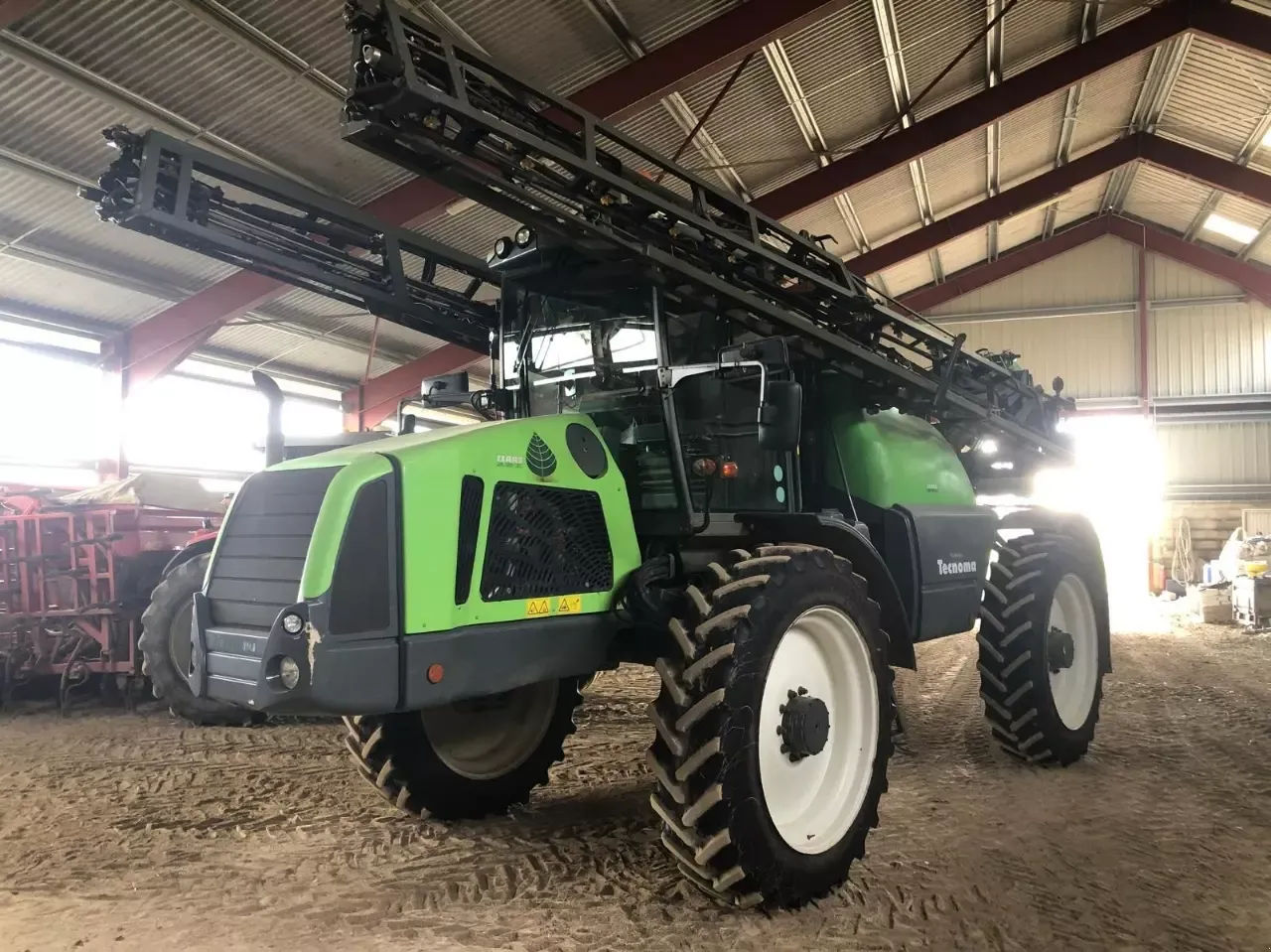 E-FARM: Tecnoma laser tr 3240 - Pulvérisateur - id VWT2UIA - 50 000 € - Année: 2009 - France