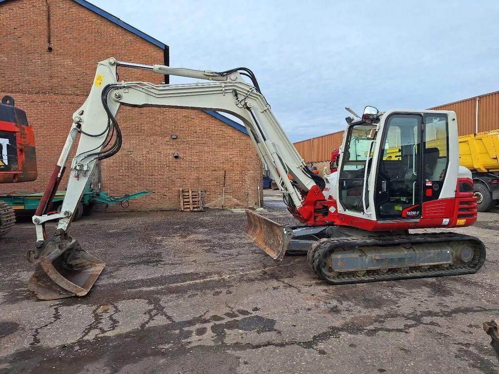 Takeuchi tb290-2 Mini-pelle 56 000 €