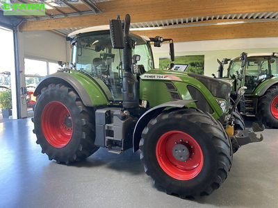 E-FARM: Fendt 724 Vario ProfiPlus - Τρακτέρ - id FAIBJYI - 137.500 € - Χρονία: 2017 - Μετρητής ωρών: 3.900,Ισχύς κινητήρα: 237,Γερμανία