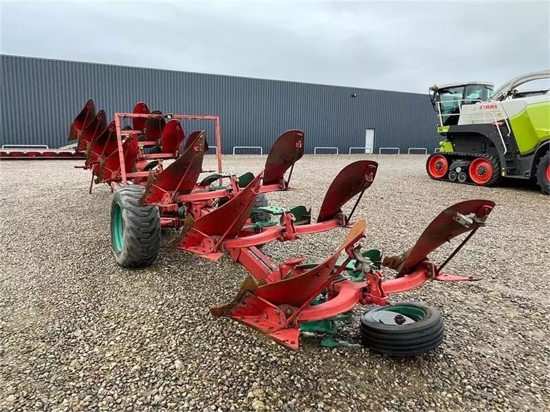 E-FARM: Kverneland pl 100 7 furet - Plough - id VFJEM31 - €12,732 - Denmark