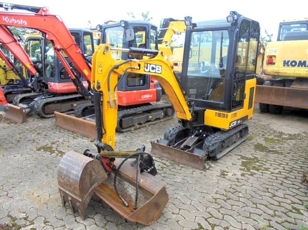 JCB 19 c-1 Minikoparka 19 000 €