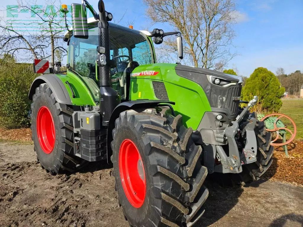 Fendt 726 Vario Profi Plus Трактор 219 000 €