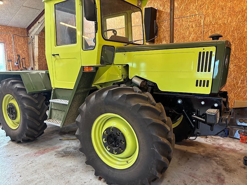 Mercedes-Benz Trac 1000 Трактор 45 000 €