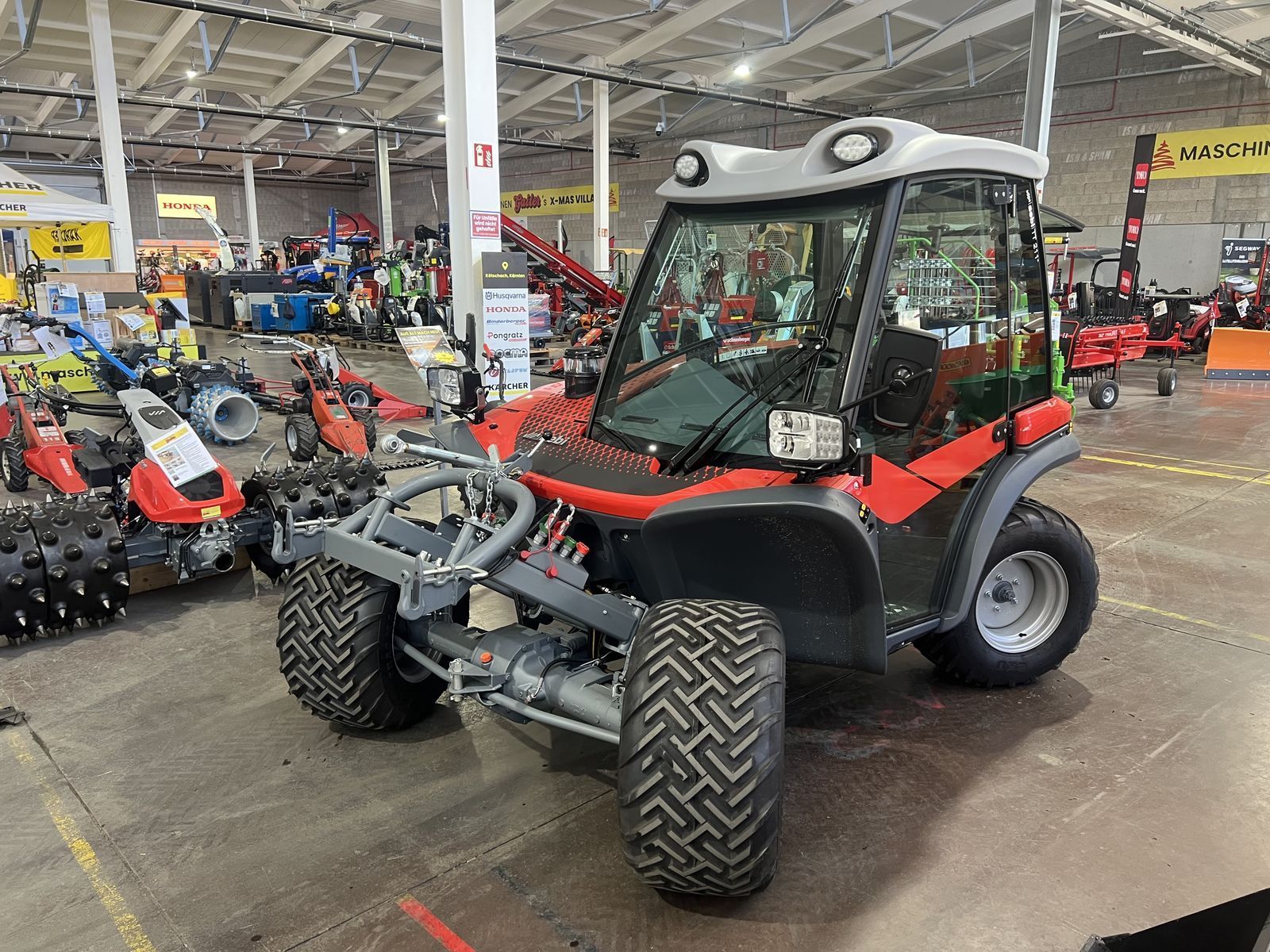 E-FARM: AEBI tt 211+ - Lawn mower - id AUK28JU - Year of construction: 2024 - Austria