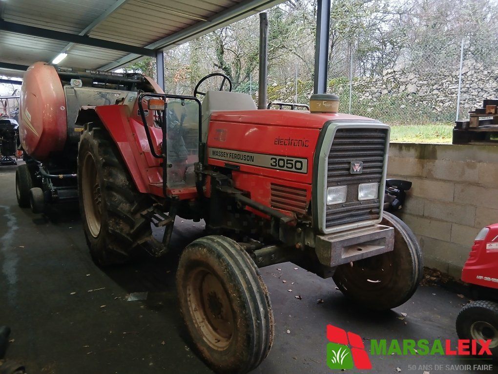 Massey Ferguson 3050 Tractor