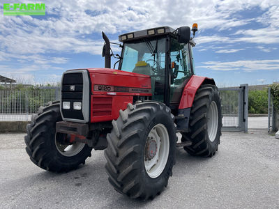 E-FARM: Massey Ferguson 8120 - Tractor - id ME4GKKQ - €27,450 - Year of construction: 1998 - Engine hours: 9,793,Engine power (HP): 145,Italy