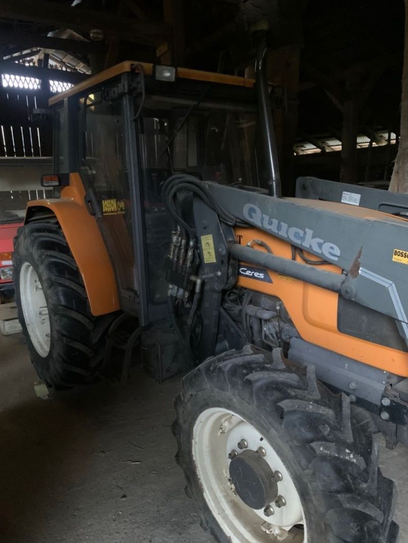 E-FARM: Renault Ceres 325 - Tracteur - id JBLZLHB - 18 500 € - Année: 2002 - Lecture du nombre d'heure: 2 550,Puissance du moteur (chevaux): 70,France