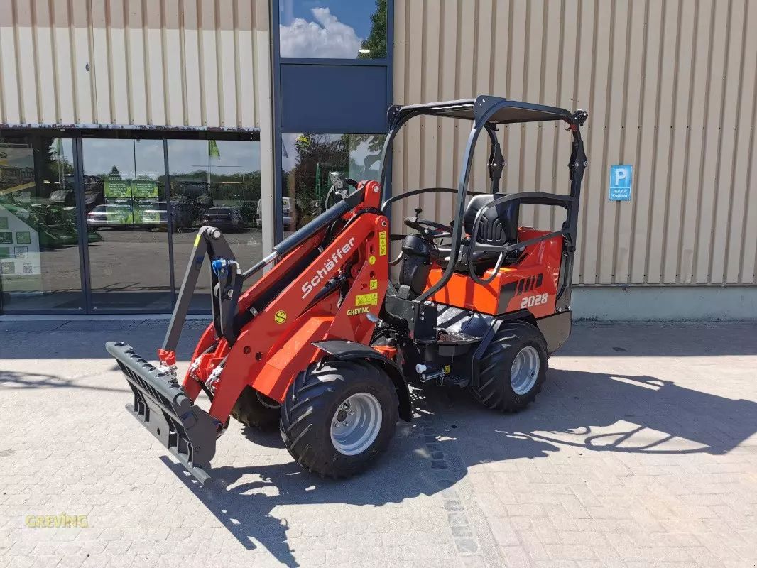 E-FARM: Schäffer 2028 - Chargeuse à roues téléguidée - id VFCMT2C - 29 642 € - Année: 2024 - Lecture du nombre d'heure: 2,Puissance du moteur (chevaux): 25,Allemagne