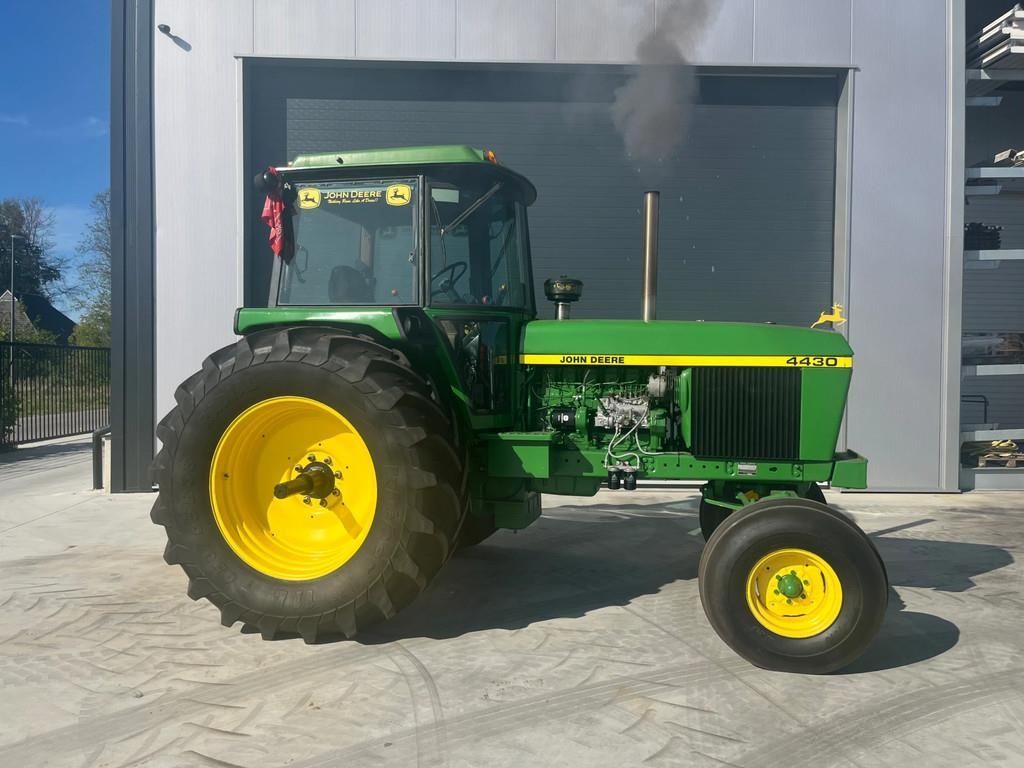 John Deere 4230 Tracteur 21 995 €