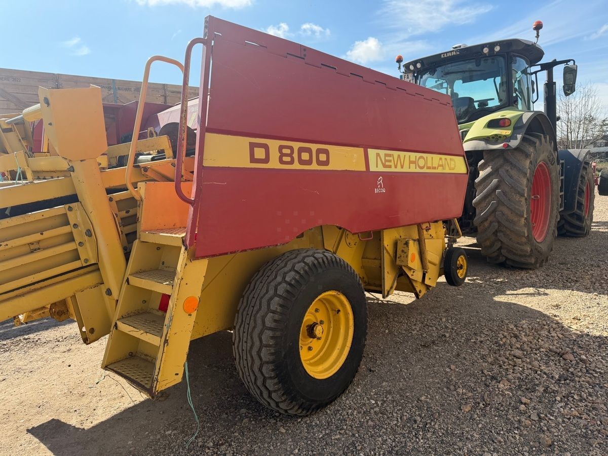 New Holland d800 Ballenpresse 4.800 €