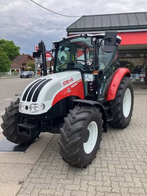 E-FARM: Steyr Kompakt 4055 S - Traktor - id PA3PUDK - Baujahr: 2025 - Motorleistung (PS): 55,Deutschland