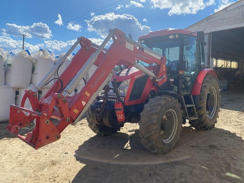 Zetor Proxima Plus 100 tractor €36,250