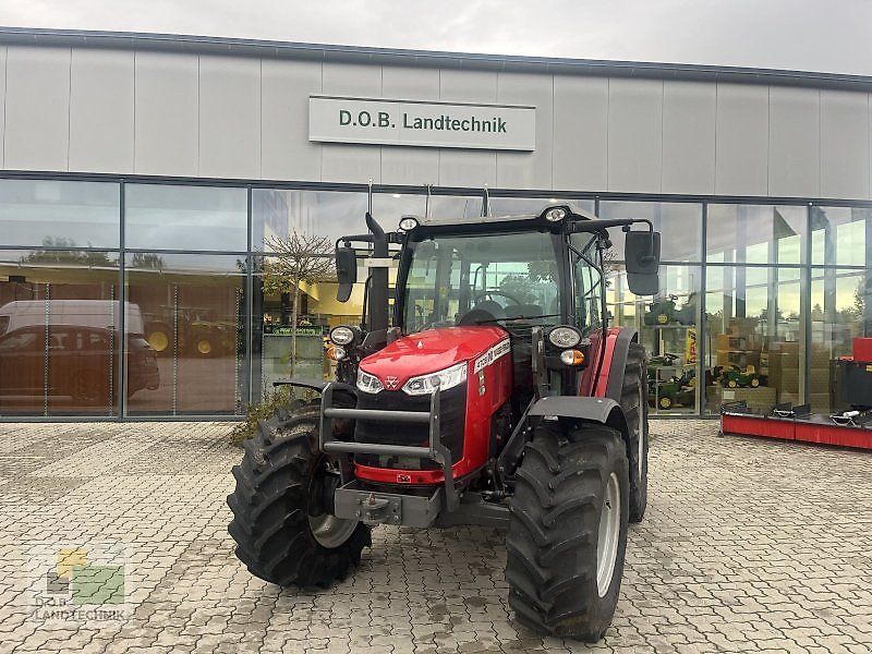 E-FARM: Massey Ferguson 4708 - Tracteur - id AZGIKKT - 44 000 € - Année: 2023 - Lecture du nombre d'heure: 699,Puissance du moteur (chevaux): 85,Allemagne